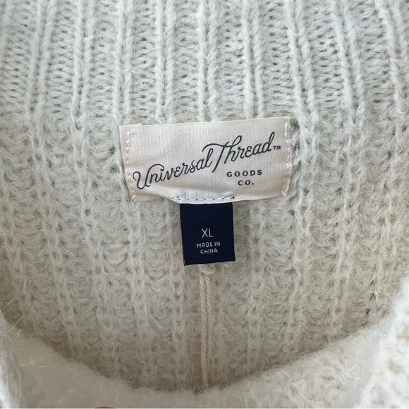 Universal Threads Cream Cable Knit Mock Collar Sweater Extra Large Super Soft - Picture 8 of 11